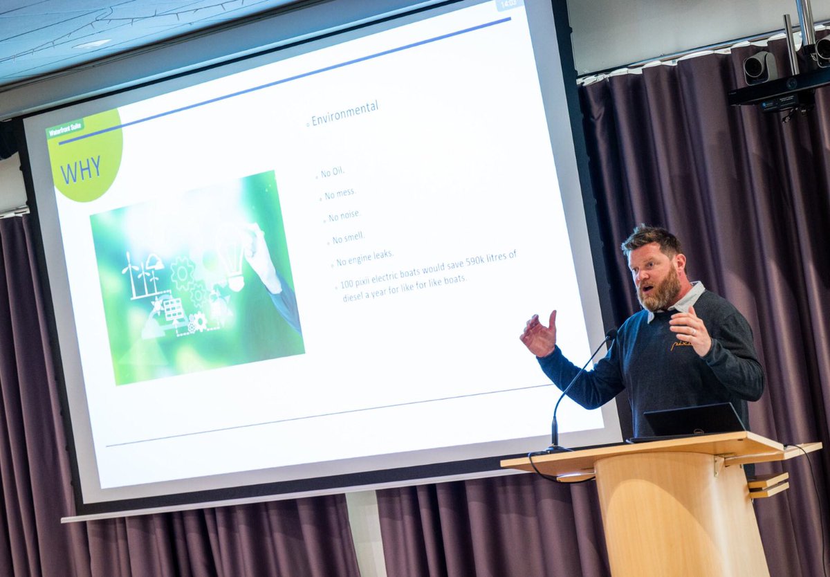 PooleMaritime's tweet photo. Our business programme kicked off with an inspiring session led by @maritimeukSW, featuring innovative marine businesses, particularly in the @business_bcp area. #PMF2022

If you’d like to connect up, join the @PooleMarineHub or DM for details. https://t.co/hx42qPXM9M