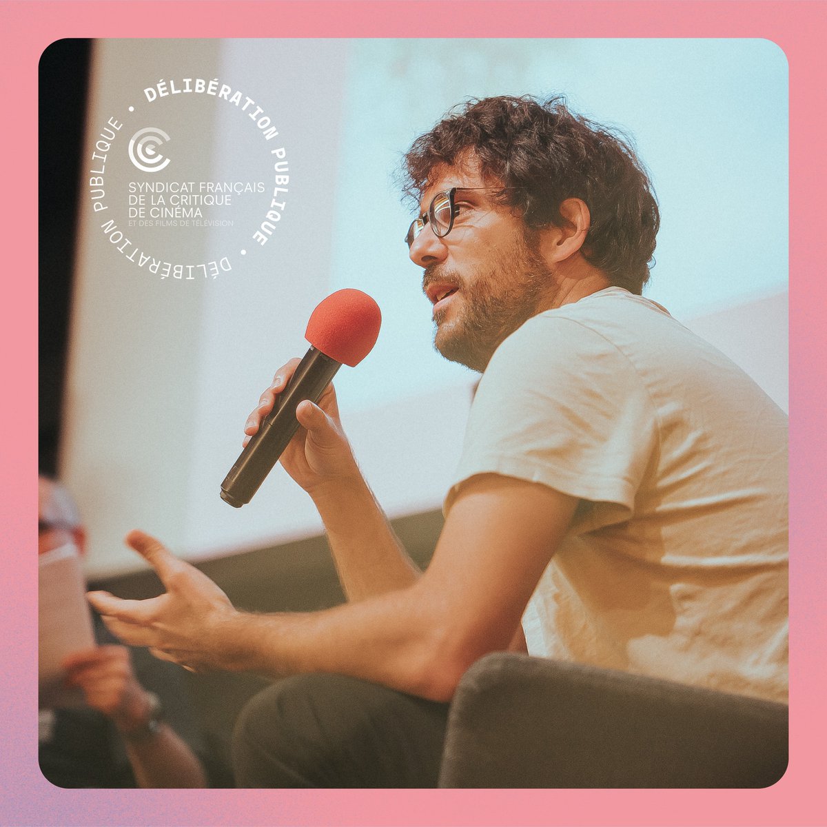 [Délibération publique du #Jury SFCC 🎙🌸]
Venez assister aux échanges entre les membres du Jury du Syndicat Français de la Critique de Cinéma !
Cette année, le jury sera composé de <a href="/benoit_basirico/">Benoit Basirico</a> , <a href="/vinaigriers/">Valérie Ganne</a>  et Pascal Le Duff
 Samedi 2 juillet à 16h au Cinéma Juliet Berto