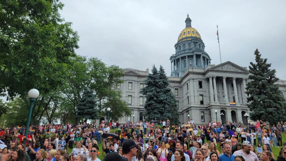 MariaAtCCDC's tweet photo. @CCDC501c3 is proud to have participated in yesterday's @DenverPrideFest . Thank you to our community and partners, especially @CenterOnColfax, for making this event happen. We truly appreciate the hard work, dedication, and kindness we shared this weekend. Happy #Pride2022! https://t.co/bHdeNTlUd0