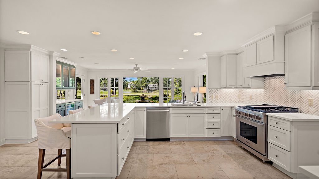 McNeelyMack's tweet photo. Just listed in Beau Chene!🔥 #realestate #home #mandeville #beauchene #sttammany #northshore #louisiana #latterblum #beautifulhomes #views https://t.co/nz5yTIJKFV