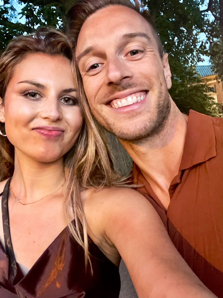 UChicago EM (@uchicagoem) on Twitter photo Introducing your 22-23 social media chairs @NicoleB1um & <a href="/seanthompson_md/">Sean Thompson, MD (he/him/his)</a> Introducing your 22-23 social media chairs @NicoleB1um & <a href="/seanthompson_md/">Sean Thompson, MD (he/him/his)</a>