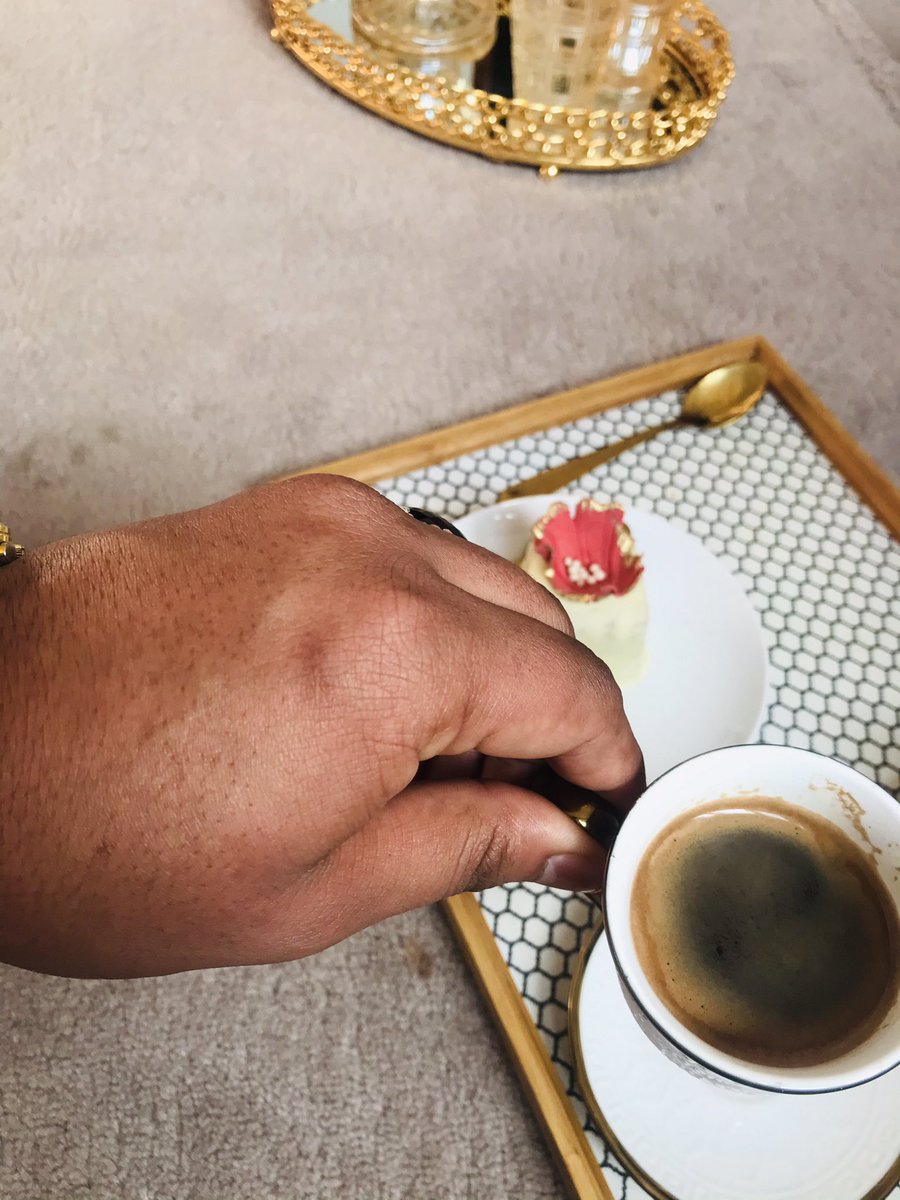 يسعدلى مسائكم. 🖤