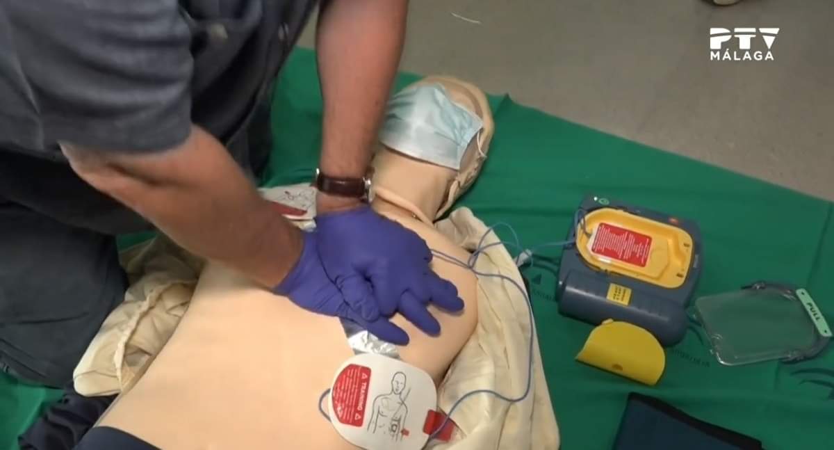 PTV_Malaga's tweet photo. 🚨¿Sabes cómo responder a una parada cardiopulmonar? 

▶️https://t.co/2qP0YI1aPk https://t.co/75JfoU3W3L