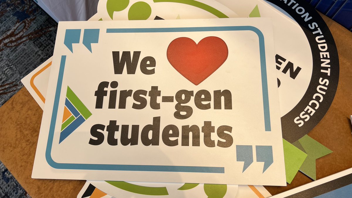 DanyDeGrave's tweet image. 😁 #SSHE22 #firstgen #firstgenstudents #celebratefirstgen