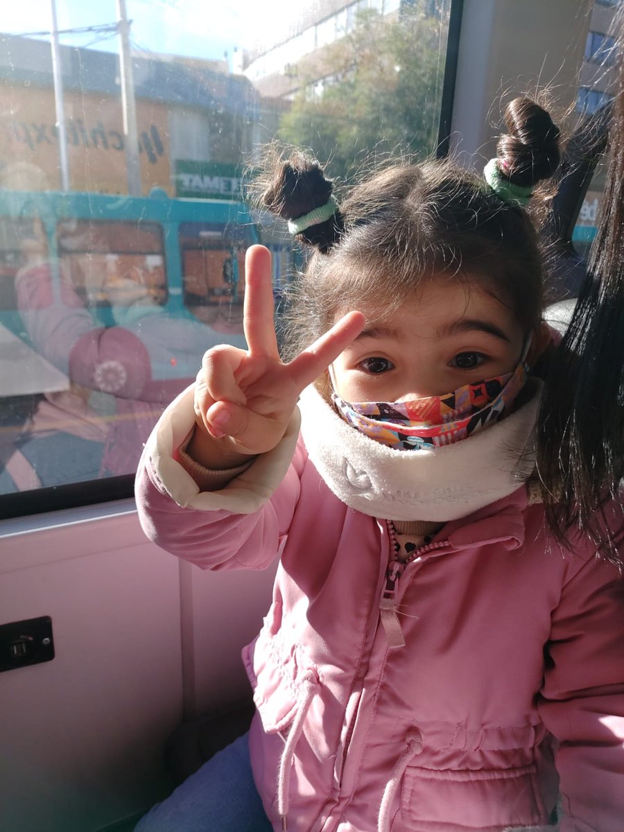 earuizc2's tweet photo. @MuniNunoa , hoy mi nieta tenía hora ala doctor, se fue an bus de la municipalidad, gran servicio, gracias mil. Sigan así 👏 https://t.co/l51WE4ELvT