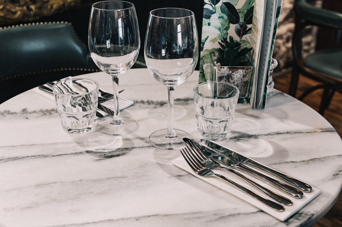 When are you next in for dinner with us? Follow the link in our bio to book 🤩