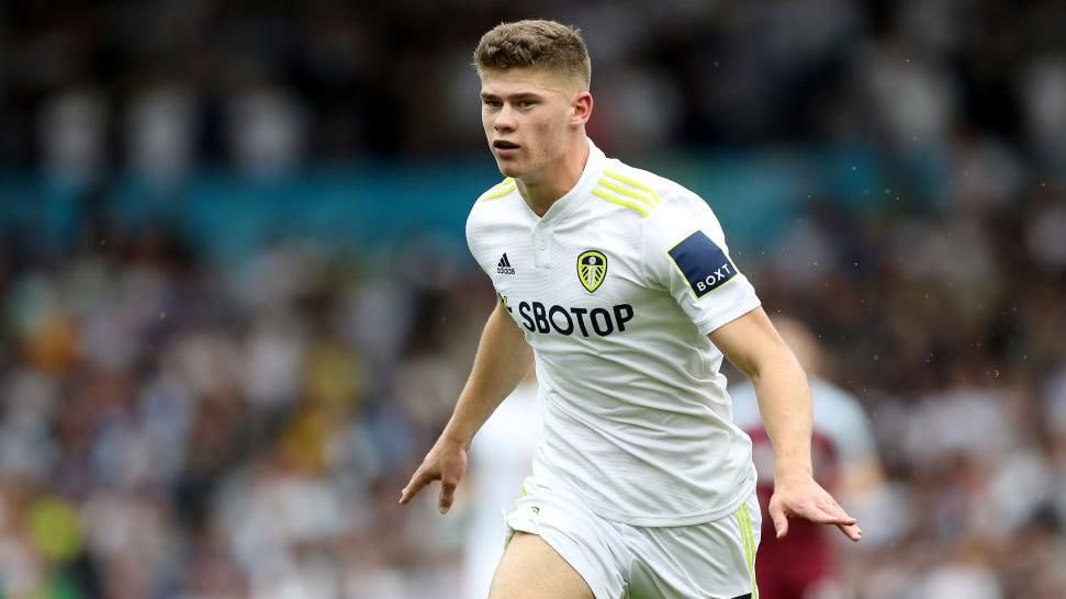 Millwall showing interest in a loan for Leeds United defender Charlie Cresswell. Not a done deal yet. #lufc https://t.co/UnimziJL7X