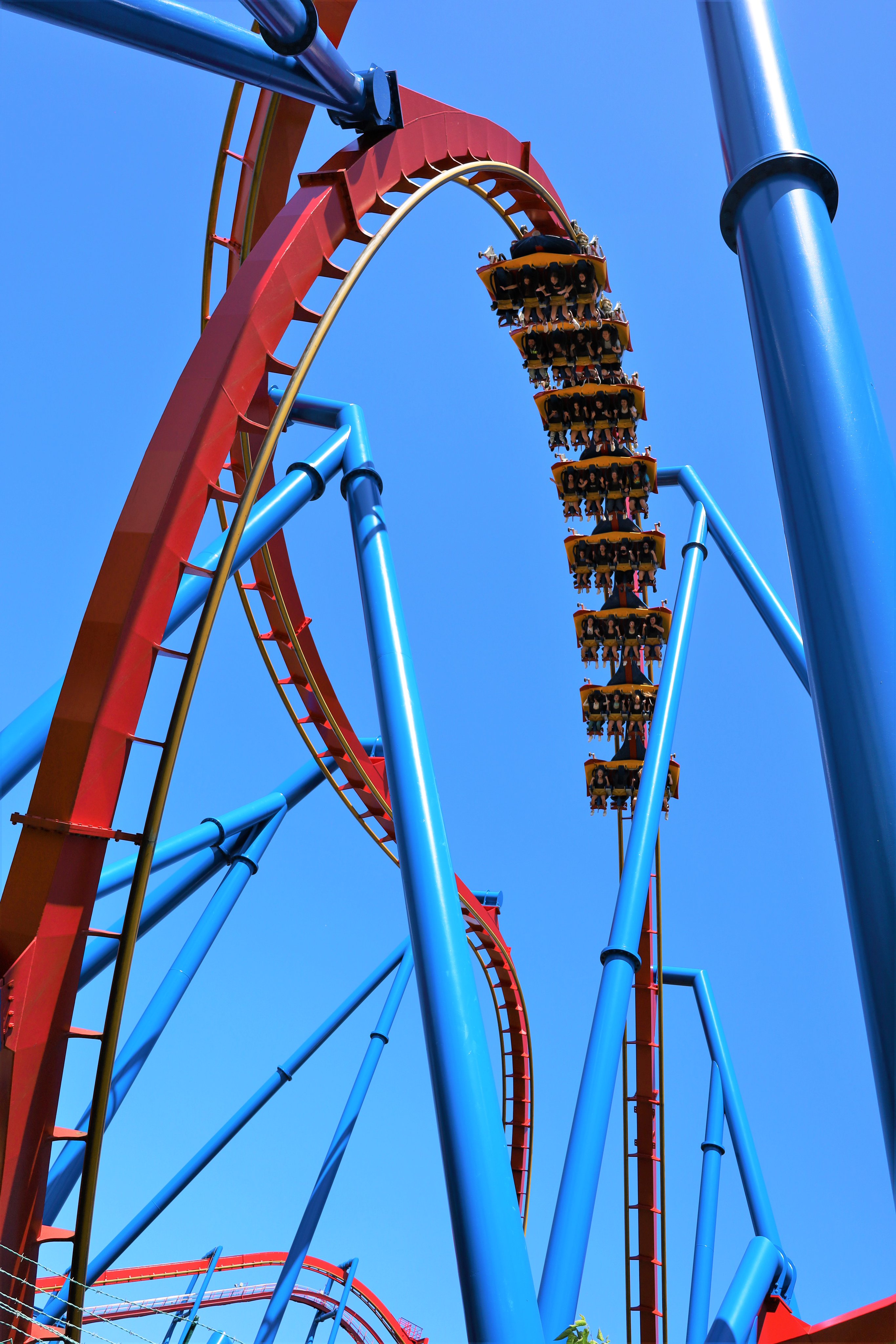 superman ultimate flight roller coaster