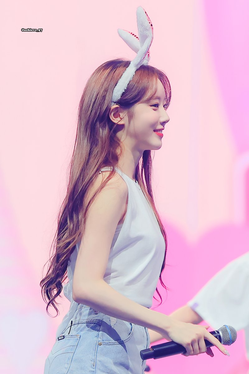 220612

#우주소녀 #루다 #WJSN #LUDA