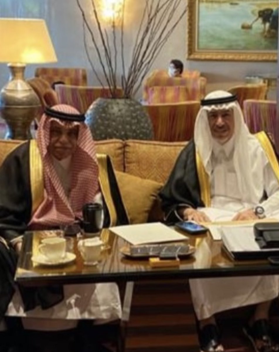 alamre_bandar's tweet photo. أتقدم بخالص الشكر لقائدنا سمو سيدي #ولي_العهد واخي الغالي معالي الوزير د @malkassabi بمناسبة صدور #نظام_الشركات_الجدي�� الذي يأتي ضمن منظومة التطوير والإصلاح الاقتصادي وتعزيز بيئة الاستثمار بأفضل الممارسات الدولية ومعالجة التحديات التي تواجه قطاع الأعمال  
بمايضمن تحقيق #رؤية_2030 https://t.co/grsdoQ7Qsl