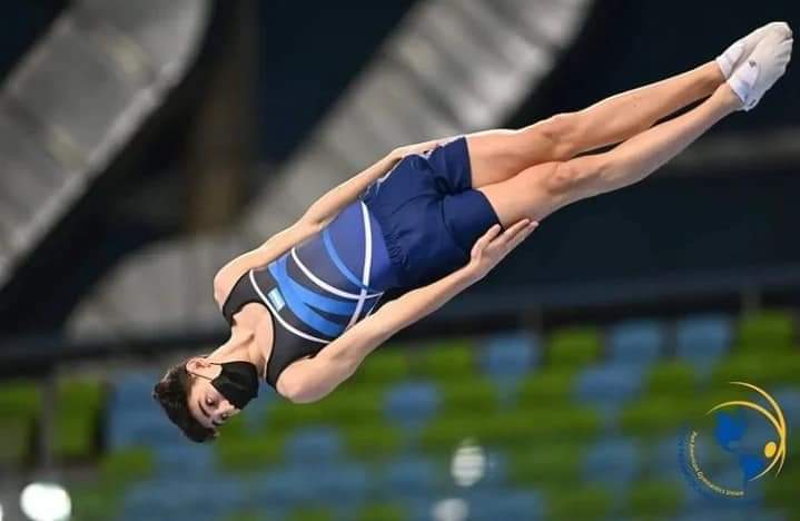 ArgentinaDorada's tweet photo. #GimnasiaTrampolín

Oro, Plata y cinco Bronces para el equipo argentino junior y senior en el Panamericano de Río de Janeiro. Tomás Roberti ORO en trampolín individual Junior, 
@federicocury PLATA en doble minitramp senior y BRONCE en trampolín individual senior

📷 CAG https://t.co/eoNqFNr3Ti