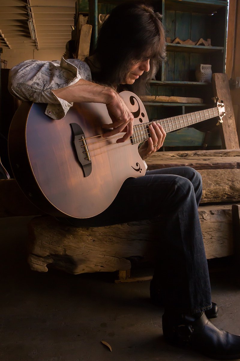Sawtooth Music Instruments tweet media