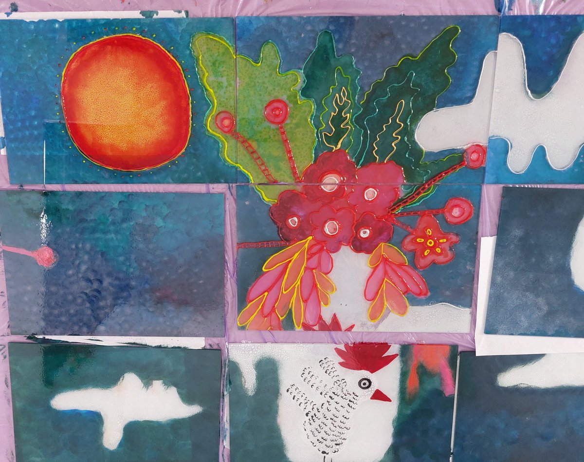 My mom asked me for some stained glass windows for her house. Have you ever done this technique? For me it is a bit complex.❤️💜❤️