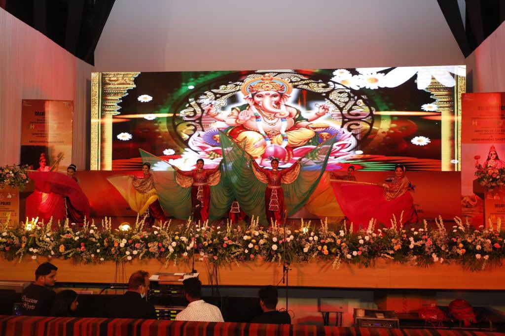 Attended the Raja Ravi Varma Chitrakar Samman Samaroh, organised by the <a href="/DelhiPolice/">Delhi Police</a> in association with the <a href="/MinOfCultureGoI/">Ministry of Culture</a>, this evening at Adarsh Auditorium, Delhi Police Headquarters, New Delhi.

Happy to have witnessed the artworks of several renowned artists.