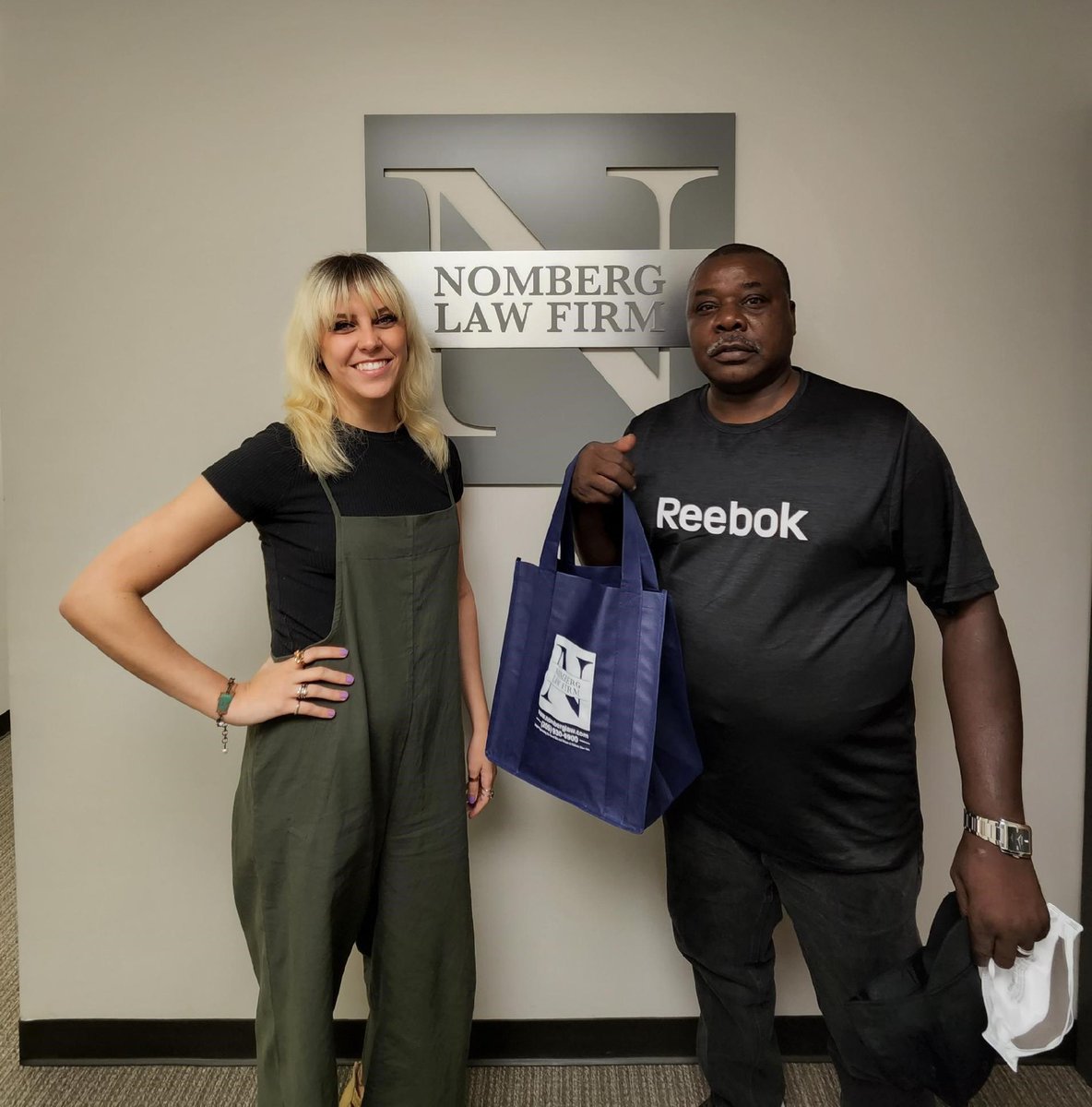 Alabamaworkcomp's tweet image. Paralegal Emily recently met with James, one of our awesome clients, to present his settlement check. We are so grateful for our clients (and Emily!). This is why we do the type of work that we do.
 
#NombergLawFIrm #ALWorkComp #Alabama
