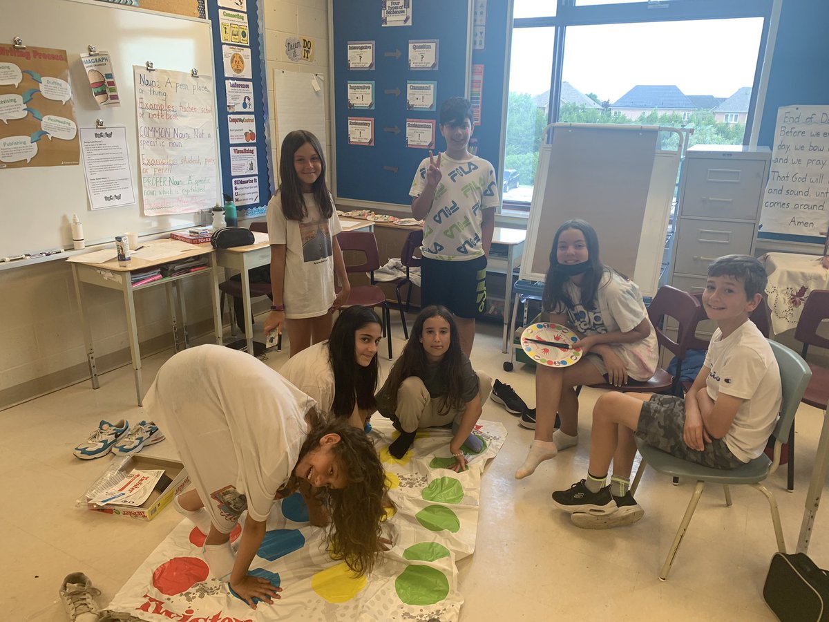 missbryla's tweet photo. I’m going to miss these wonderful kiddos so very much next year. Thank you so much to the SJP community for making this year a special one. 💗 @SJPIIOakville https://t.co/ibB0bIhjko
