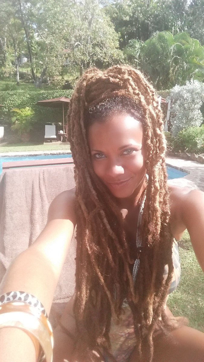 JBonterre's tweet photo. 🚜ThanKYou PapaSTEVE! From the hills of VENEZUELA to the coastlines of GUADELOUPE&StLUCIA to the hills of TRINIDAD, my RevolutionaryAncestors honor you..
Our Gratitude isn’t enough.
LOVEYou💝
📡#RadioFREECANNABIS
👑#KANNABIZKINGG
#SPICEDNETWORK🌿 https://t.co/eixbH0lKqn