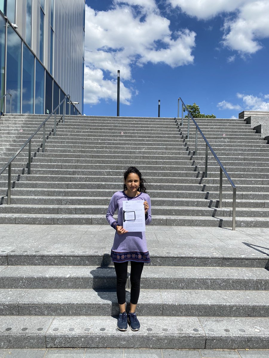 BREAKING🚨 - Daughter of murdered Honduran human rights activist #BertaCáceres files criminal charges against Dutch development bank @FMO for complicity in corruption, money laundering, embezzlement & violence around the Agua Zarca project @COPINHHonduras #JusticiaParaBerta