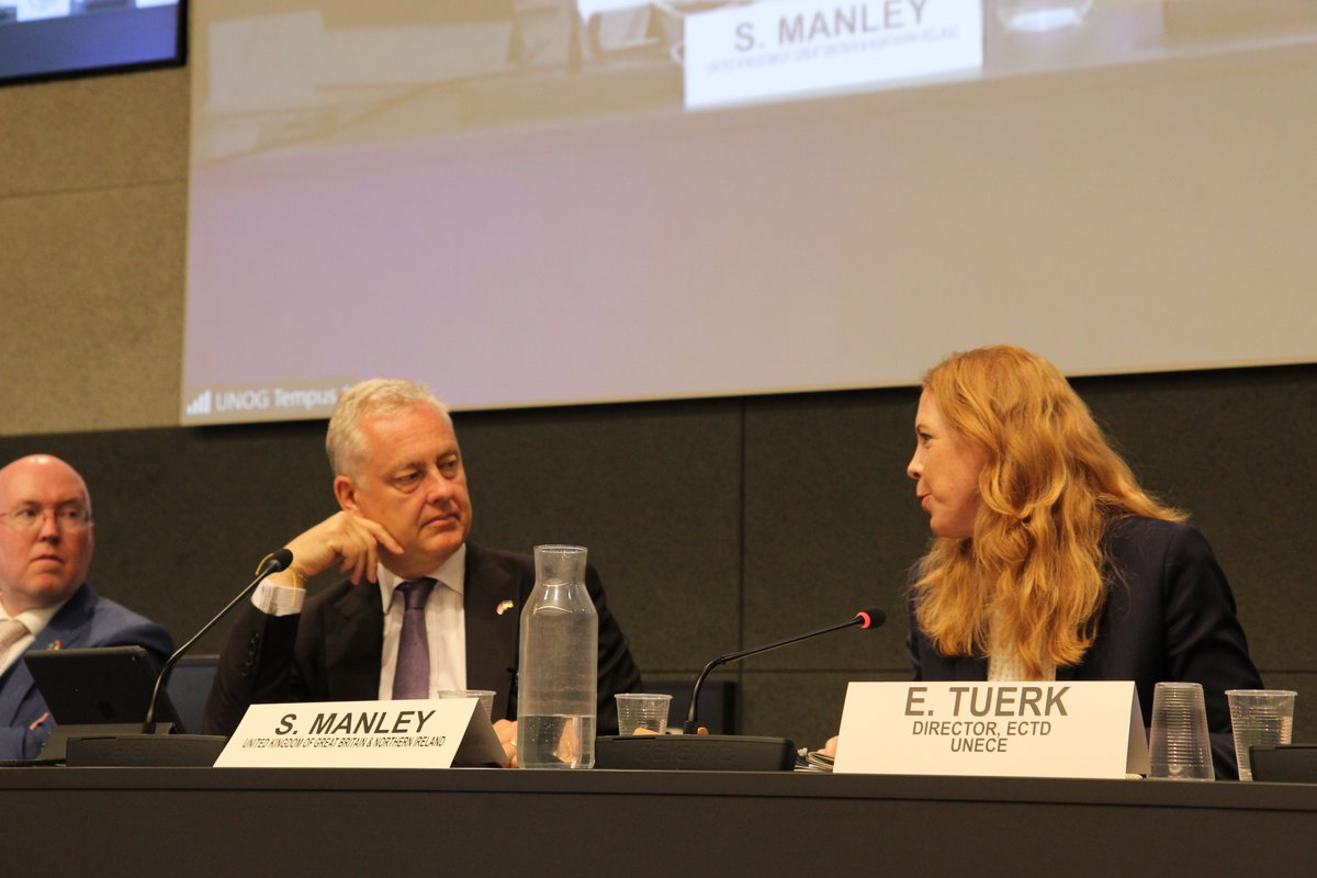 ElisabethTuerk's tweet image. I dearly thank our high-level speakers for an engaged debate on #circulareconomy at our #SCTCS side event, highlighting the importance of increasing the value-added exports in the @UNECE region &amp;amp; how standards &amp;amp; regulations contribute to enhancing #circular trade! Great exchange!