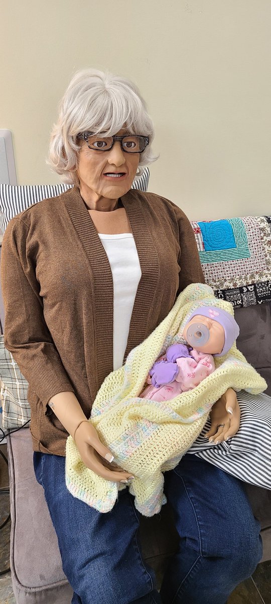 LSSUSuperiorSim's tweet photo. Superior Simulation Center offers innovated education and trainings that enhances the delivery of health services.
#NursingAnne sharing her years of wisdom with #SimNewB

#innovation #Simulation #patientsafety #Simulationtraining #QualityEducation #Training https://t.co/FH24s3CJ5A