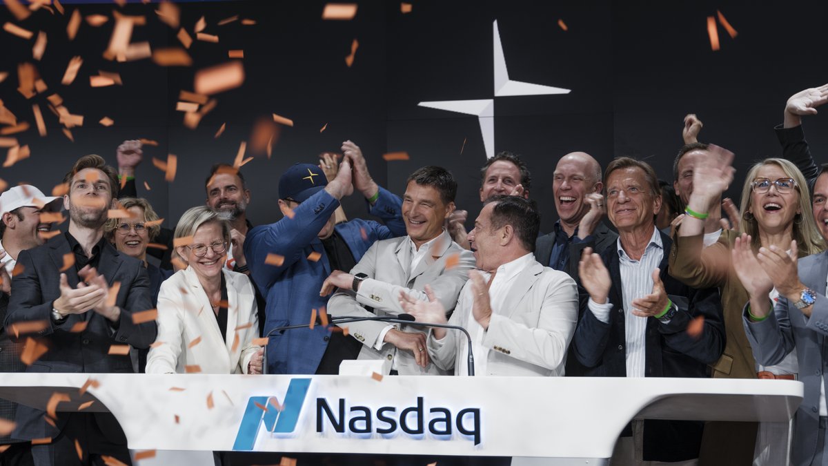 Polestar took part in the iconic bell-ringing ceremony at Nasdaq MarketSite Studio in Times Square today. This moment marks a new era for us as a company, as we’re now listed on the Nasdaq stock exchange under the ticker PSNY.  #PolestarCars $PSNY
