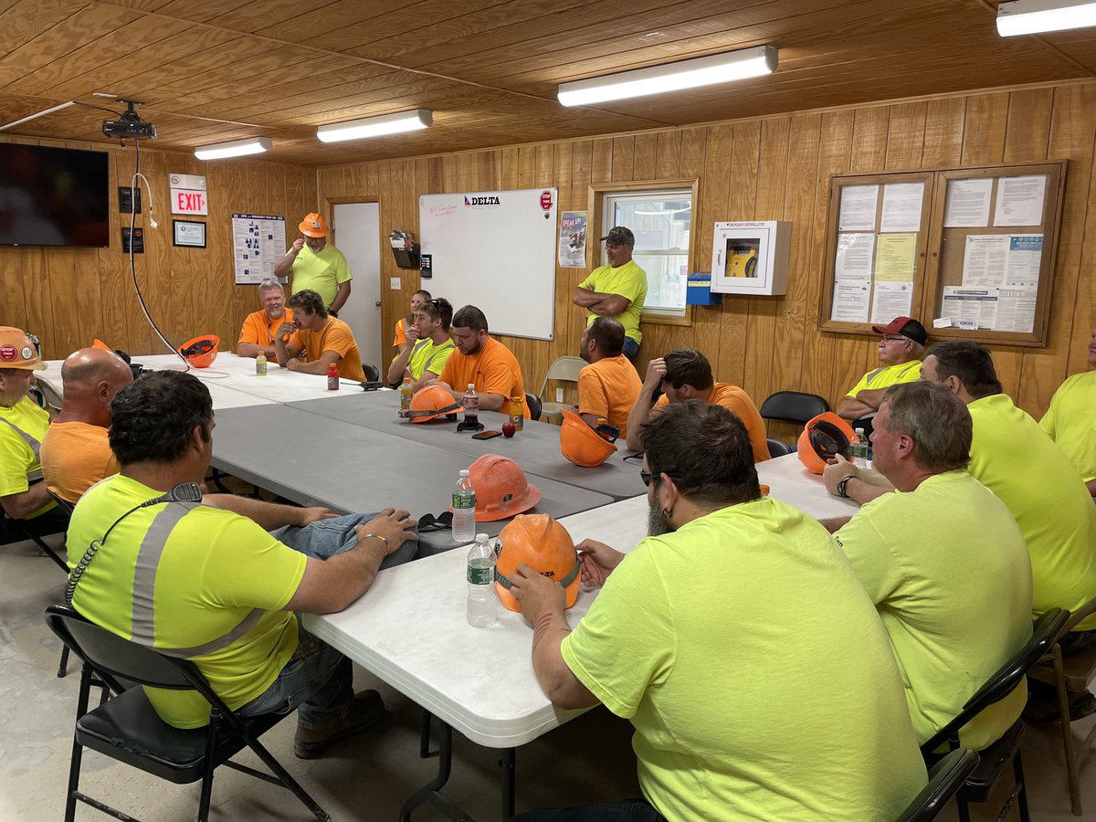 DeltaCompanies's tweet photo. Day 2 of #DeltaSafetyWeek begins at our SIS Quarry in Goreville, Illinois. Senior Managers and these miners are discussing heat-related issues, backing protocol, ways to overcome complacency, and the need to watch out for each other.
#ColasGoalZero #SafetyCulture #SafetyAttitude https://t.co/IQa9oS1MBX