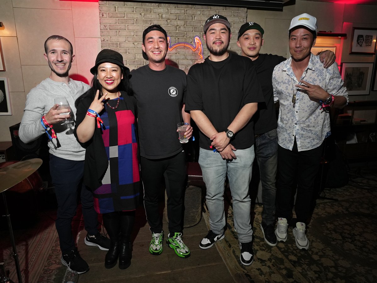 LilHeroesNFT's tweet photo. Community is EVERYTHING. Thanks to our holders for showing up and showing out at our NYC party! https://t.co/SxSWQiCfDU