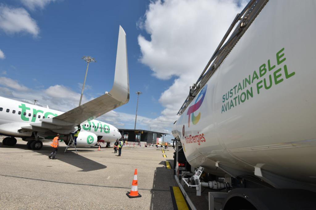 AirFranceKLM's tweet photo. #AirFranceKLM Group airlines are mobilized on the occasion of the "#ConnectingEurope Days" an event organized by the @EU_Commission about sustainable mobility.
Five #AirFrance, #KLM and #Transavia flights have been operated with at least 30% of sustainable aviation fuel. https://t.co/Pm4KXgGLBh