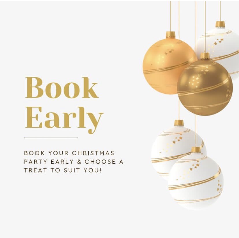 Thinking about Christmas 2022? We certainly are. Book an early Christmas party with us by the 26th August and you can choose 1 of our complimentary perks: find out more today by Contacting us on 01942 850914 or email events@mercurebolton.co.uk

#christmas #christmasparty