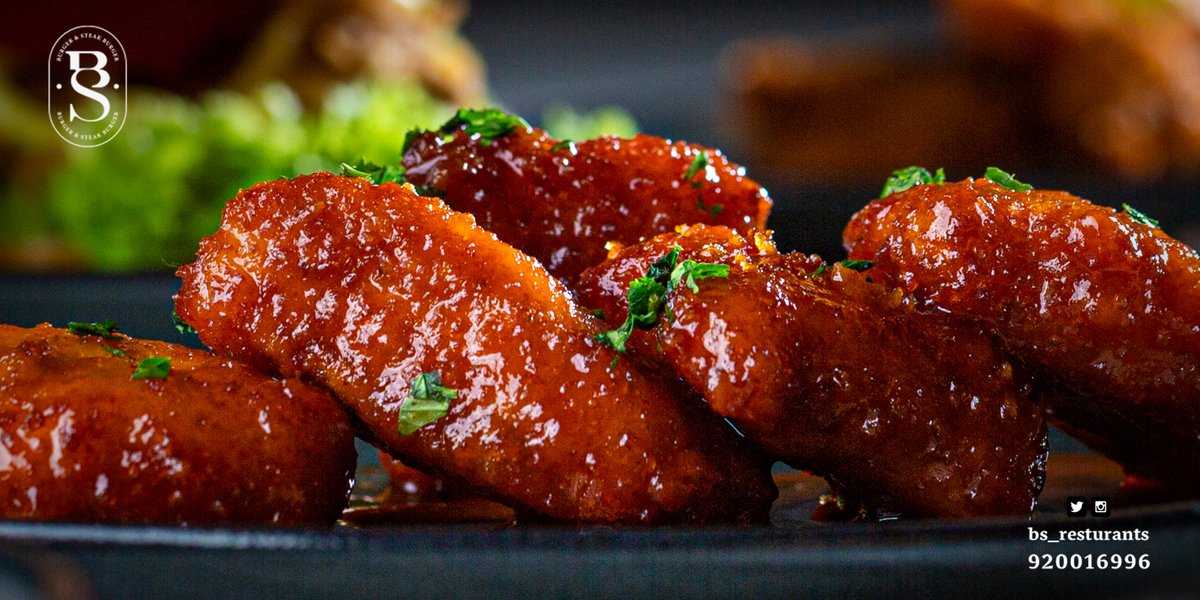 bs_resturants's tweet photo. تحب الحار ؟
ما تفوت تشيكن بايتس بصوص الديناميت الحار 🌶🔥
يدخل قلبك وقرمشة تعدل موودك 😋
#برجر_وستيك https://t.co/eAx8RJPXST