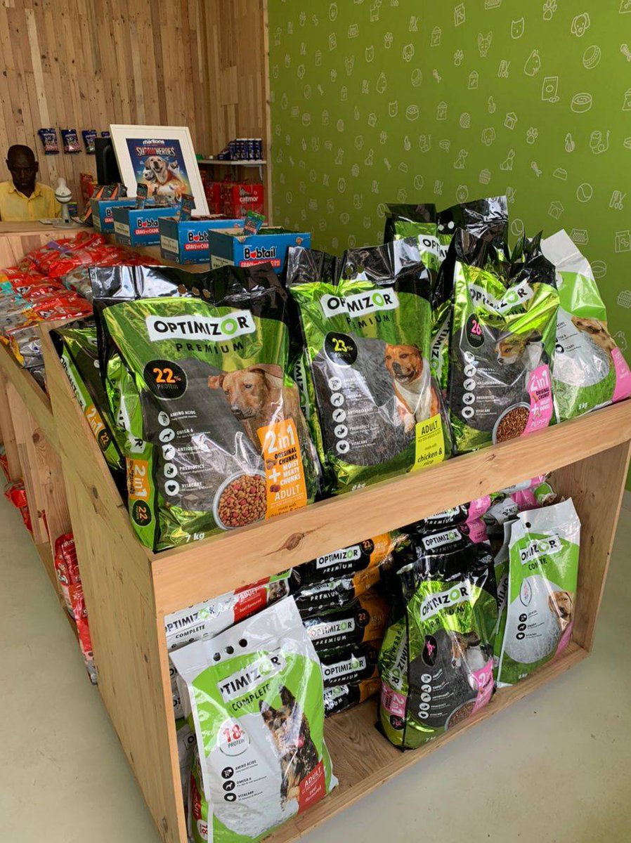 MyPetStoreRw's tweet photo. @mundi_center Help us share this with your friends or family with pets. So much is in store for all you ✨💞

As usual, we offer free home delivery in Kigali 😍

#Mypetstore #DogFood #CatFood #CatLitter #ChewToys #youvegotafriendinme #puppylove #kittylove #Pet ##PetsofTwitter #RwOT https://t.co/mypDSjcavN