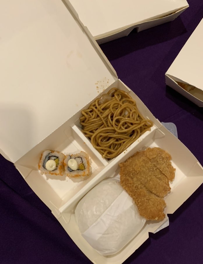 Saint_PHFC's tweet photo. Food Support @ Enchanted Kingdom 
June 26, 2022

From:
TEAM MOM
@sup21son @OnlySaintBunny
TEAM GF
@Ellechem1 @sapphire0186
Thank you guys 😘 
@Gee_Nie27
@yaangzy

#Saint_sup #MingEr @Saint_sup @IDOLFACTORYTH

SAINTXIDF GO PHIL https://t.co/tDVKulJlog