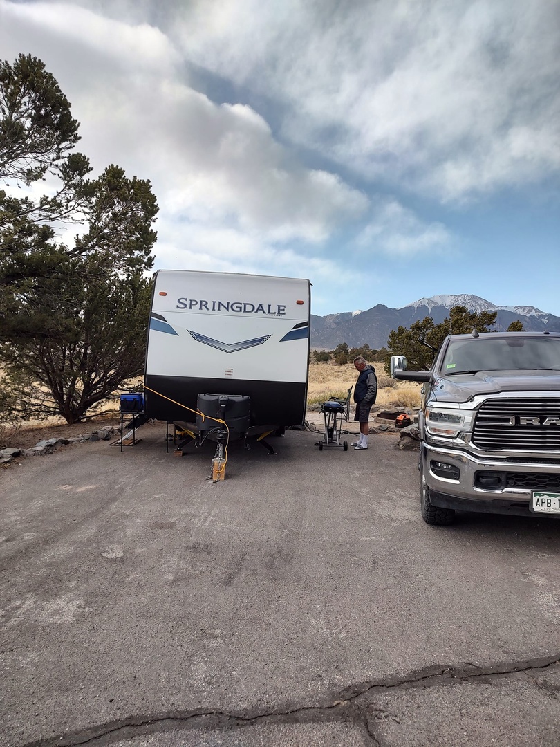 RVUSA's tweet photo. A lovely Keystone Springdale enjoying this gorgeous campsite at Great Sand Dunes National Park!

Browse Keystone Springdales here: https://t.co/uGpZgFdBOV

📸 : Annie Hickey Walker in our Living the RV Life Facebook group https://t.co/b2LPLUQZVX