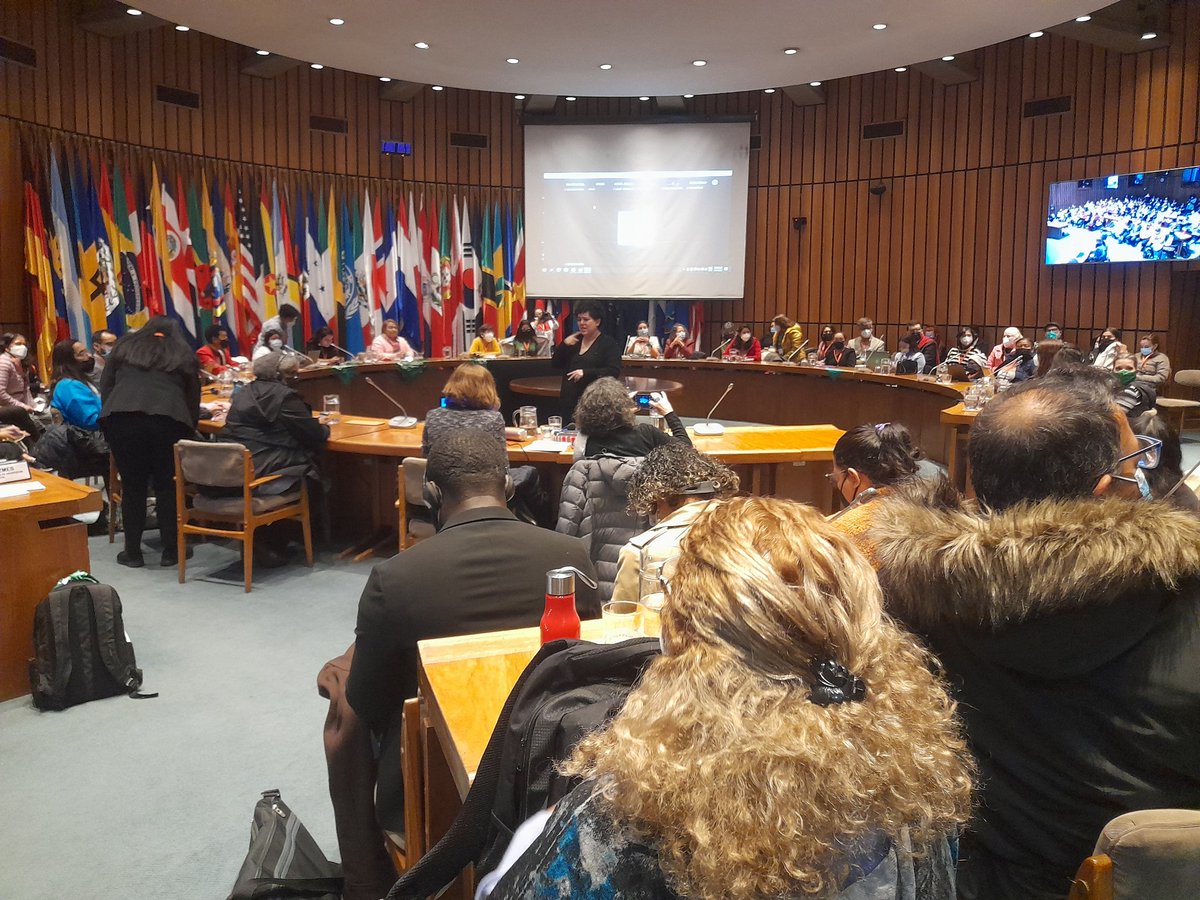 GuisellyF's tweet photo. Estamos en el foro de organizaciones de la sociedad civil. 
Cuarta reunión de la conferencia regional sobre población y desarrollo de América Latina y el Caribe. https://t.co/jYfTeXMsdJ