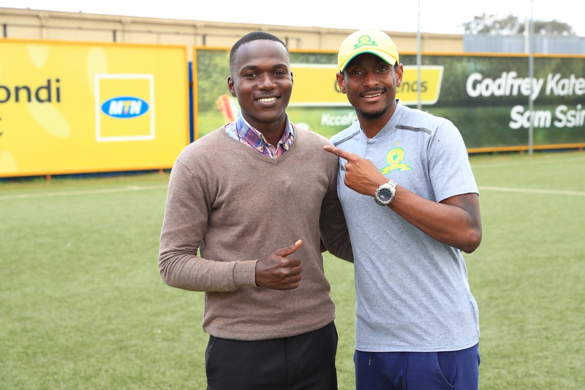 magero_moses's tweet photo. Out here reminiscing about Masandawana's @coach_rulani's 5 days visit to @KCCAFC in the past week. The knowledge sharing and upskilling we had will definitely be of great impact to this group. We are forever indebted 🙏. All the best in the new season. #RulaniAtKCCAFC https://t.co/Amv3ZgPm1u