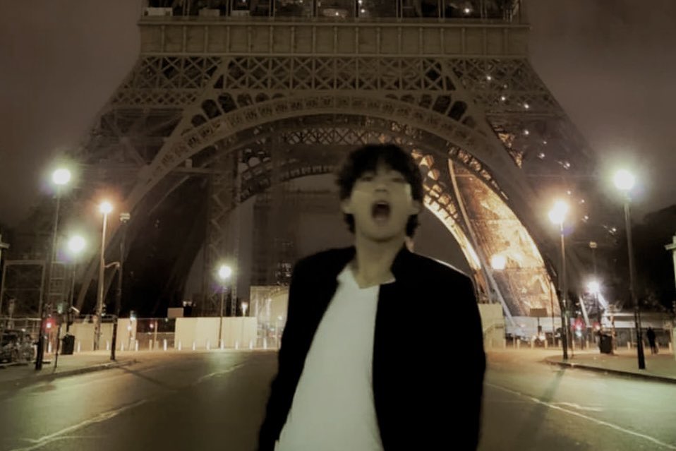 Ioviebun's tweet photo. loVer in Paris ♥︎ https://t.co/qkVY1xOeyH