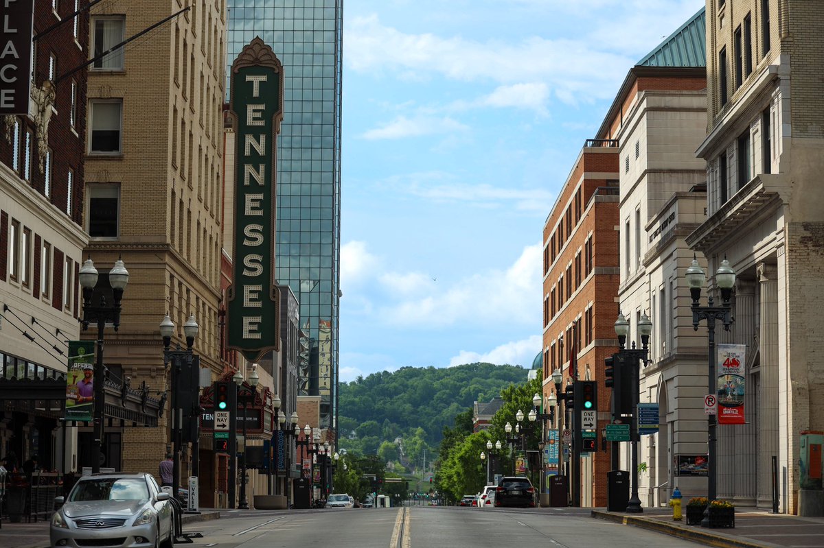 Down on Rocky Top ....

#WeShootin #HerdMultimedia #LaniOnTheLens  #ShootersShoot #LetsWork  #EOSR #LetsWork #Photography #TheHerd  #RockyTop #GoVols #tennesseelife #tennessee #tennesseephotographer #tennesseeriver #utknoxville #tennesseevols #downtownknoxville #downtownknox