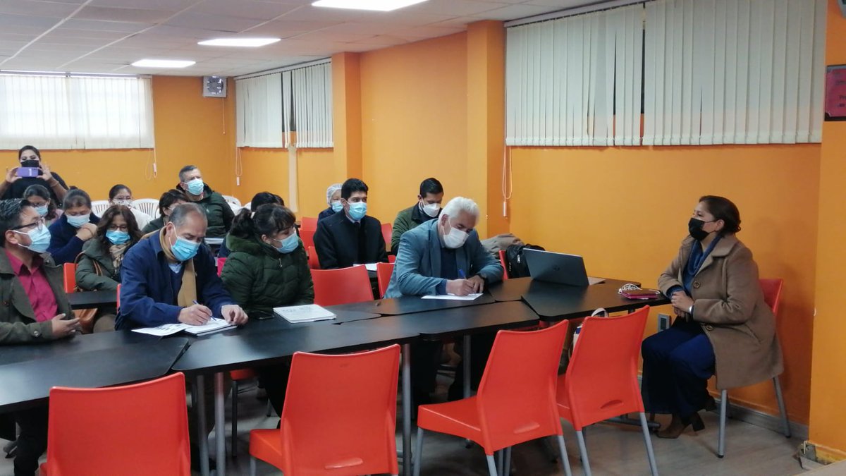 SMSALUDGAMEA's tweet photo. La @SMSALUDGAMEA, participa de la reunión de cumplimiento, acordado con el  SEDES, @ElAltoAlcaldia y @SaludDeportesBo, para atender y dar solución  a las demandas del  Hospital Boliviano Holandés.
#EvaValienteComoSuGente
#GestiónRenueva
#GAMEA
#ElAltoSeVacuna https://t.co/FQVWtNXDyC