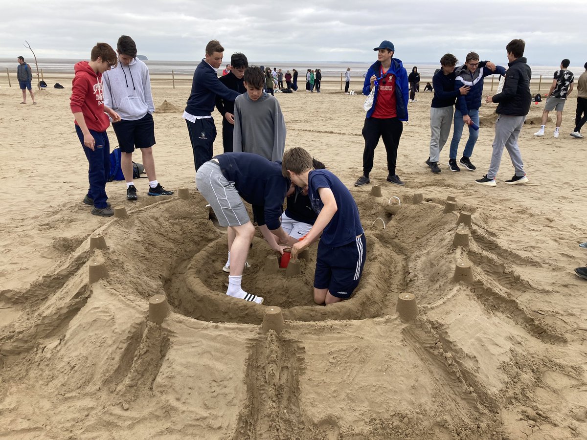 GreatMillfield's tweet photo. 🏰 Sandcastle building at the end of the summer term! #westonsupermare #wellbeingday #themillfieldway https://t.co/now1ajqLV1