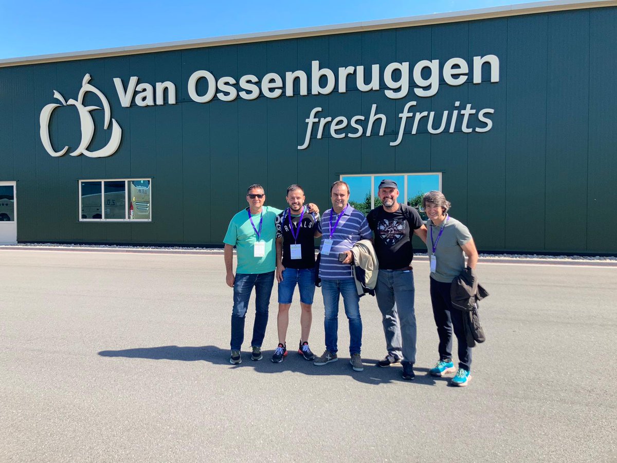Afrucat's tweet photo. Visita a les plantacions de pera🍐 conference de l'empresa familiar #vanossenbruggen a Holanda.
-
Visita a las plantaciones de pera🍐 conference de la empresa familiar #vanossenbruggen en Holanda.
#interpera #interpera2022 #previsionsdecollita #previsionesdecosecha #afrucat https://t.co/RGsPwIcpVe