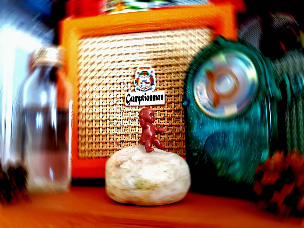 GumptionmanBnd's tweet photo. Having a bit of fun with the mini amps and photoshop.
#photography
#stuffonmyshelf
#BBJ
#MiniAmps https://t.co/He2w1xlPz9