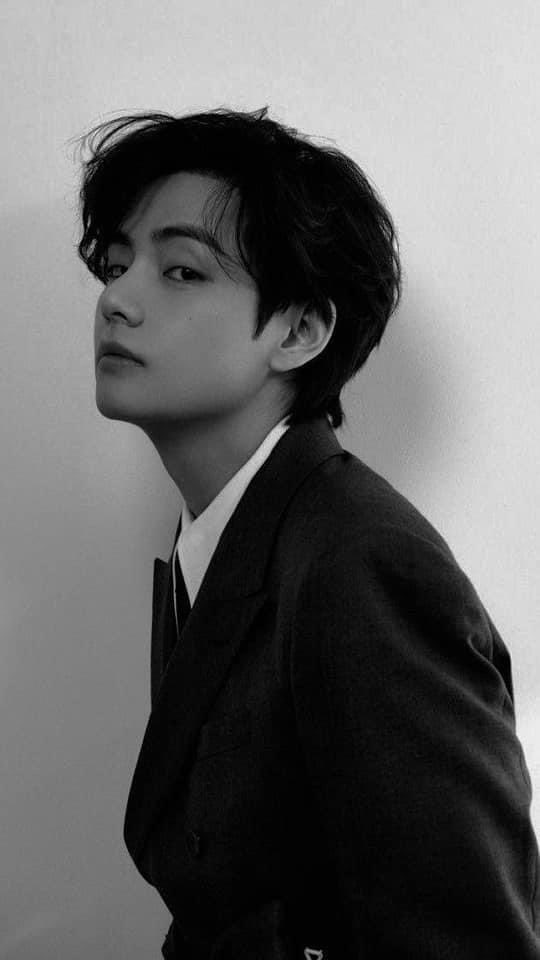 I don’t like this world, I only like u 🐯 ALWAYS TRUST TAEHYUNG                          WE LOVE YOU TAEHYUNG