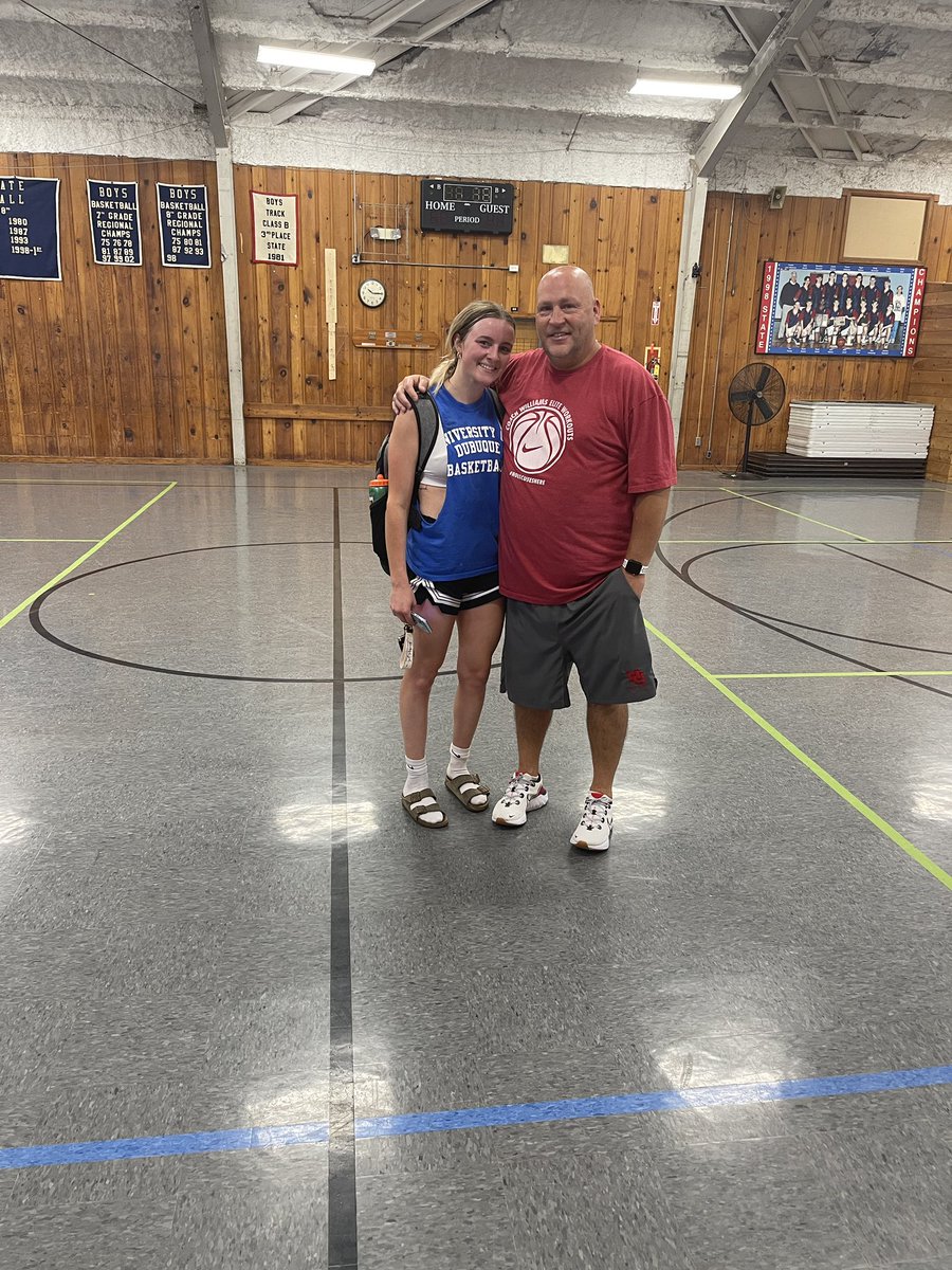 Dwilliams1515's tweet photo. Great to have University of Dubuque guard @madison_monge back at workouts this week. Getting ready for her sophomore season#finetuning #309 https://t.co/vezbzSs2Co