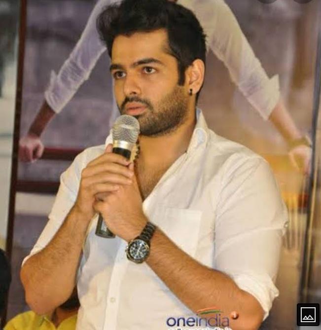 Maheshnagram151's tweet photo. "Failure is only an illusory mental construct." ๐
#RAndothought #RamPothineni #TheWarriorr https://t.co/LuZmlxPYNK