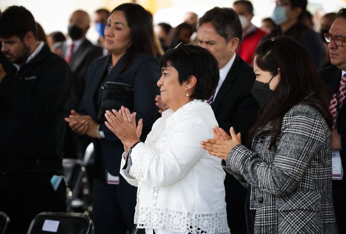 MeyerFalcon's tweet photo. Hoy en el equipo de @SEDATU_mx y el Ramo 15 rendimos homenaje a nuestro subsecretario David Cervantes. 

Lo recordamos como lo que fue: un servidor público ejemplar que trabajó con compromiso y honestidad por la transformación real de este país. https://t.co/B0bi0xTZp3