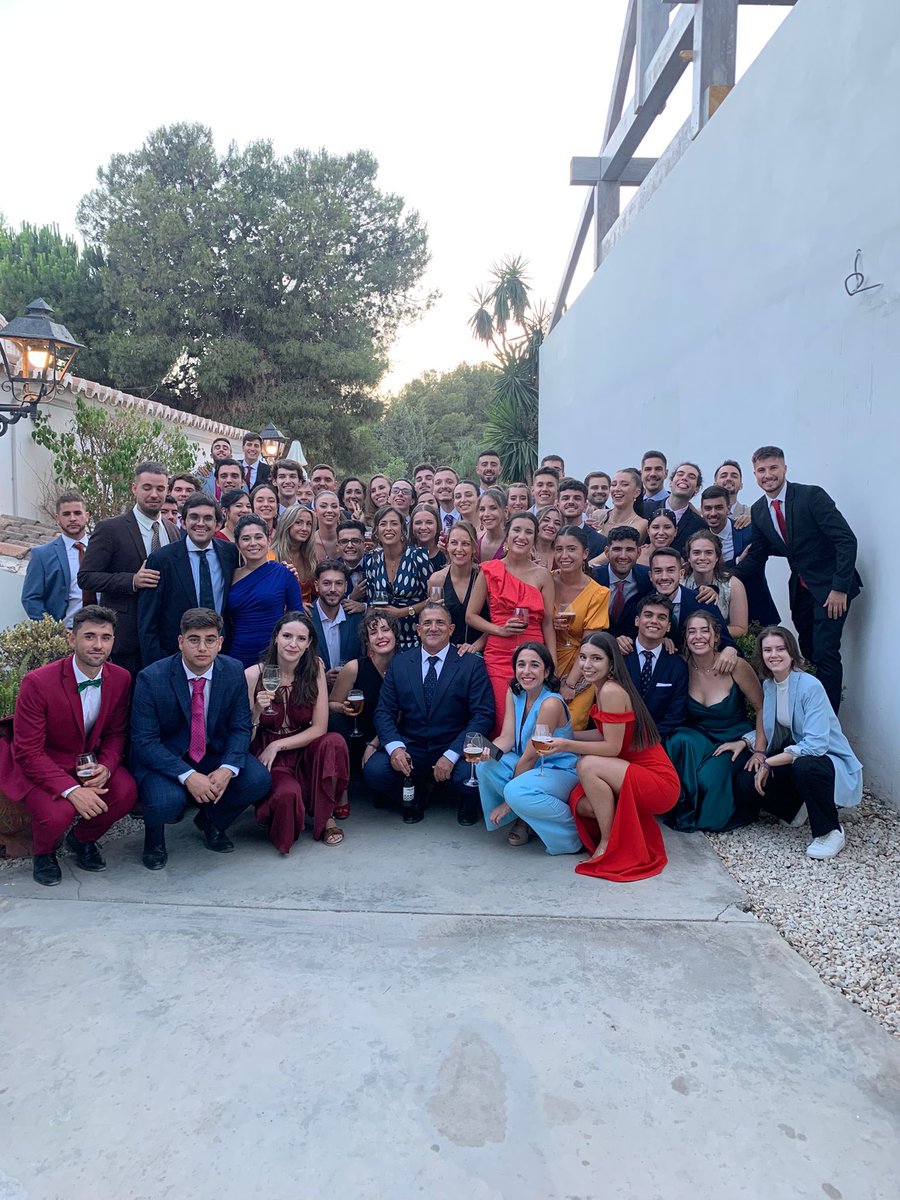Enhorabuena Compañeros!! Gran honor estar en vuestra graduación e inicio de vuestra carrera profesional. Orgullo de promoción 2018-2022.  Siempre estaremos aquí ⁦<a href="/Dep_FisioUMA/">Fisioterapia UMA</a>⁩ ⁦<a href="/CCSaludUMA/">Facultad Ciencias de la Salud</a>⁩ ⁦<a href="/InfoUMA/">Universidad de Málaga</a>⁩ para vosotros.