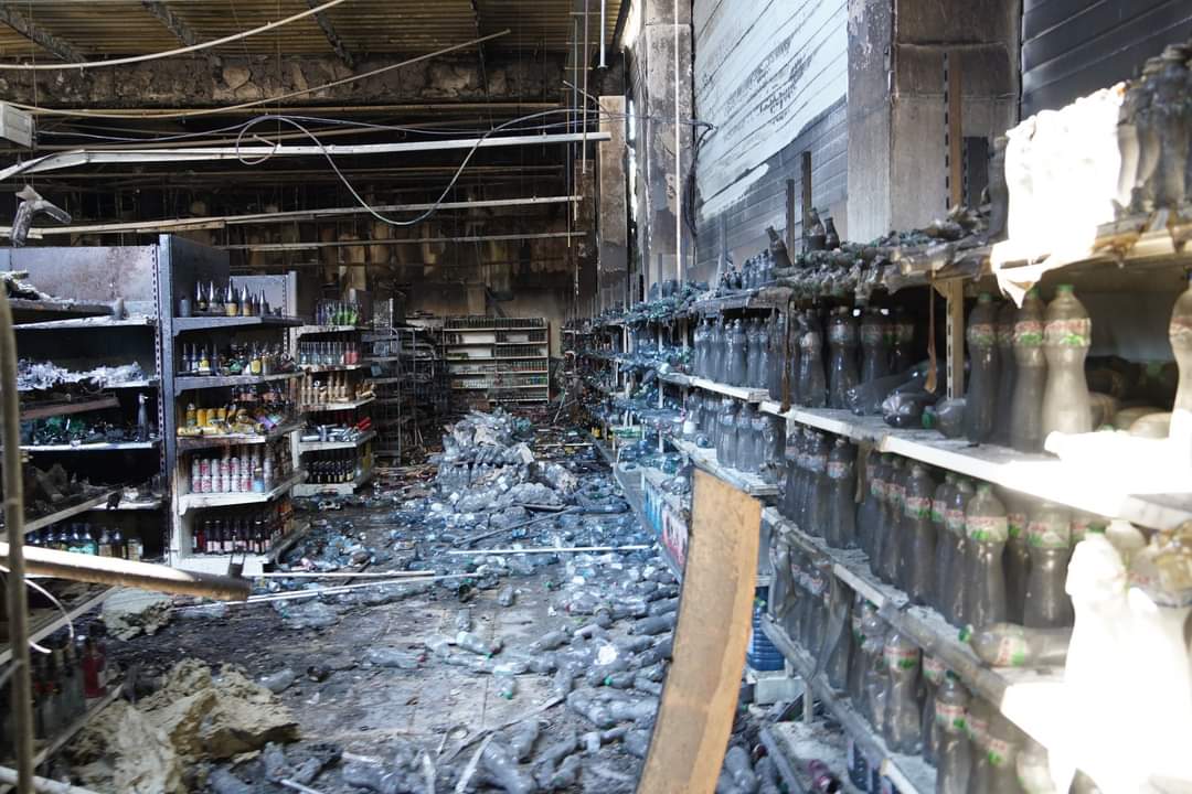 OlgaK2013's tweet photo. #Kremenchuk #Amstore
18 dead, 59 wounded, 25 hospitalized, dozens missing
#Ukraine #war #PutinWarCrimes #RussianWarCrimes https://t.co/wysGuyfQDs