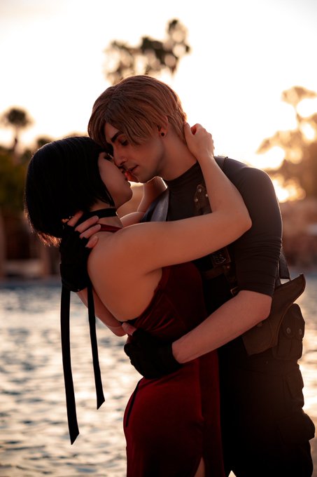 All I want from the RE4 remake is something even remotely close to this https://t.co/pnBRkde7fC