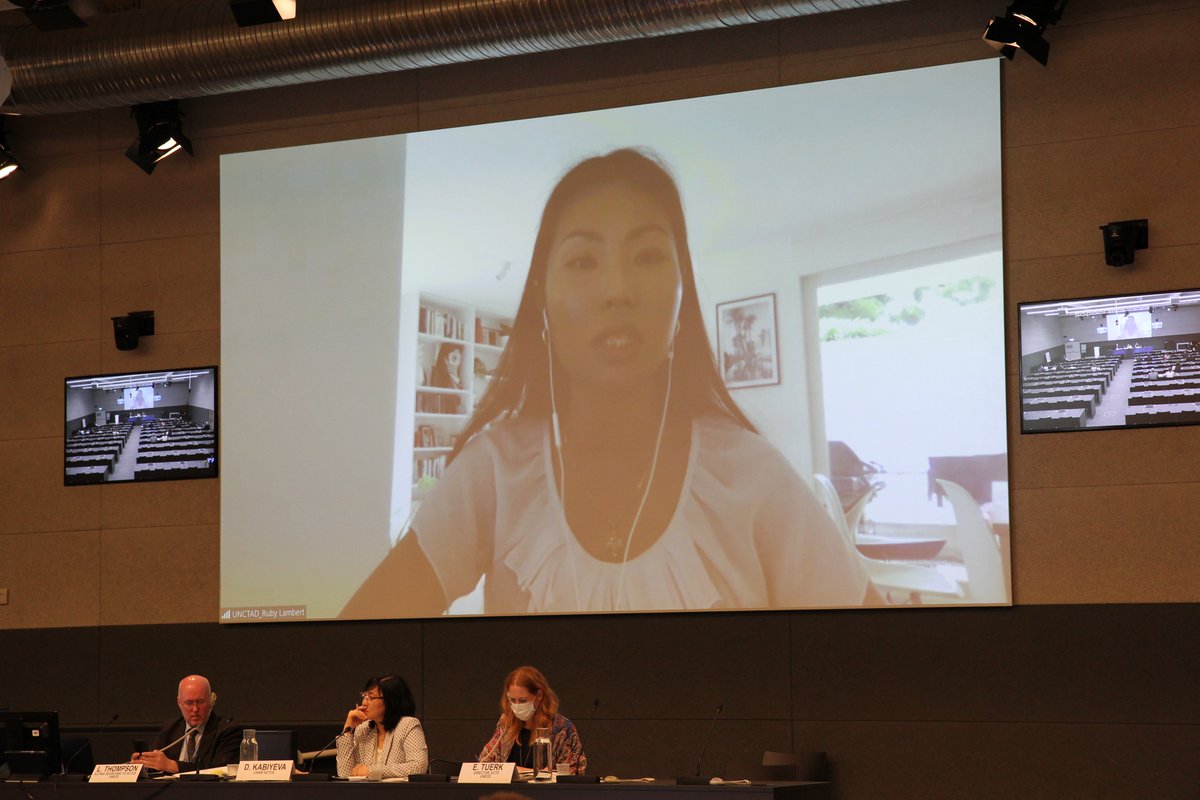 ElisabethTuerk's tweet image. Wrapping up the 7th session of #SCTCS - I express my gratitude to all our partners and member States with whom we closely cooperate on trade issues. Looking forward to continuing this work in the future! Many thanks also to my team and our chair @KazakhPM_UNOG for a great event.