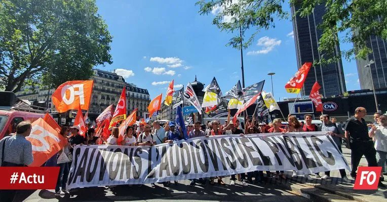Audiovisuel public : A l’appel d’une #intersyndicale de huit organisations dont FO, les personnels de l’#audiovisuelpublic étaient en #greve et manifestaient ce 28 juin, à Paris, notamment. Une journée d’action massivement suivie. >> force-ouvriere.fr/greve-du-28-ju…